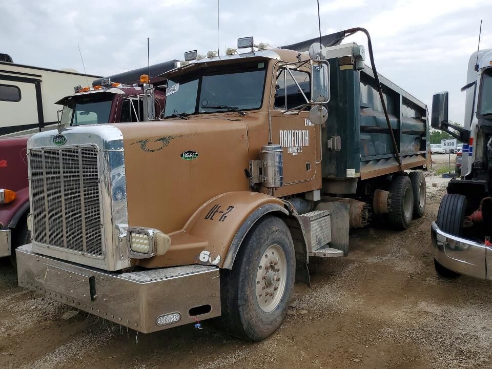 1997 PETERBILT 357