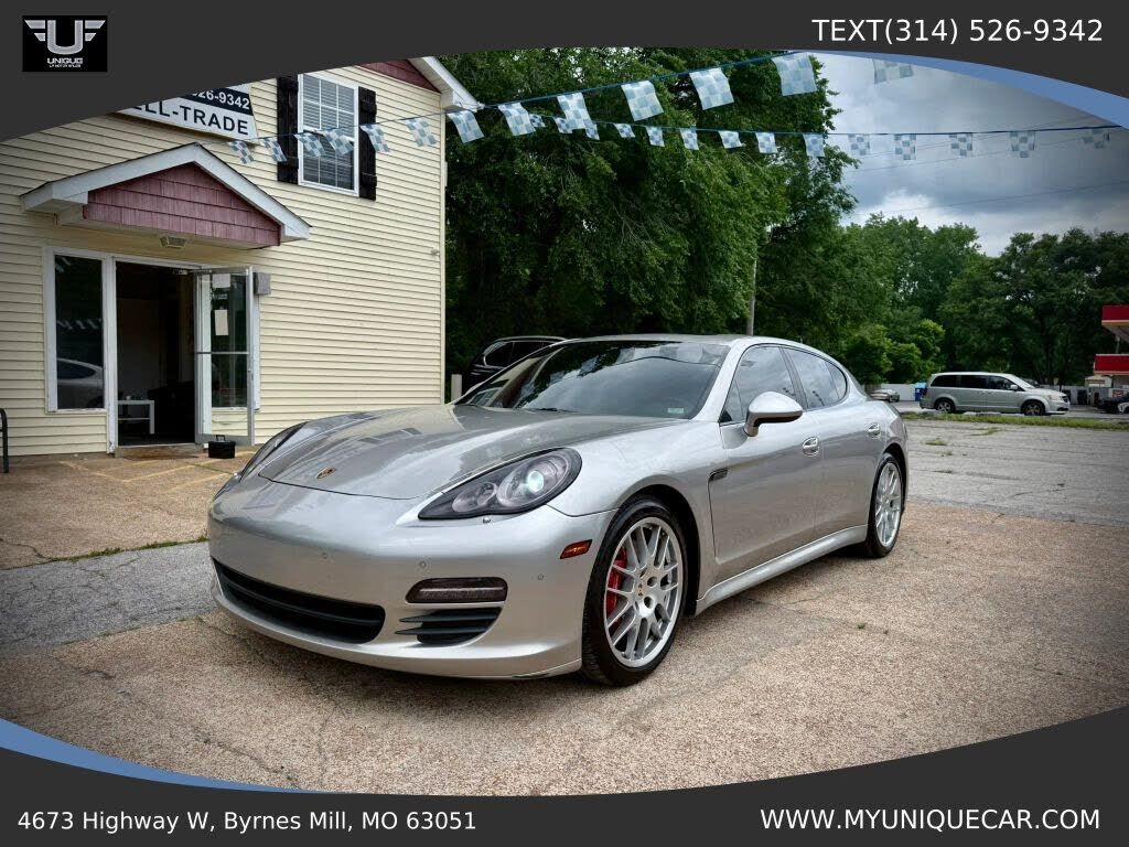 2012 PORSCHE Panamera