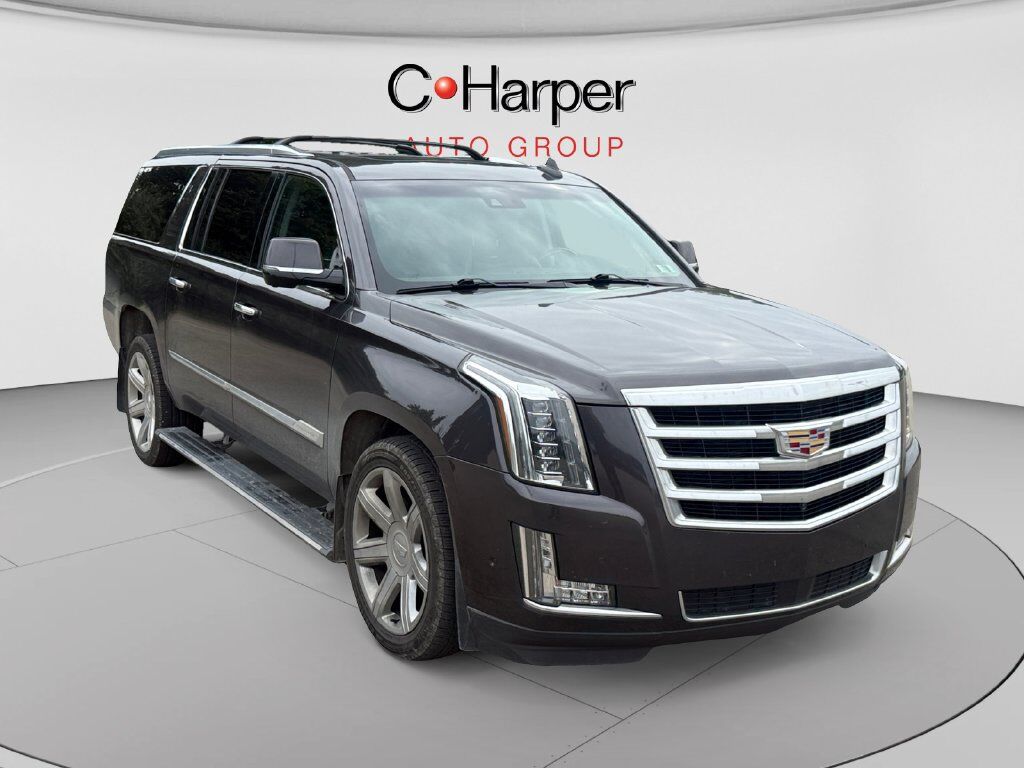 2017 CADILLAC Escalade ESV