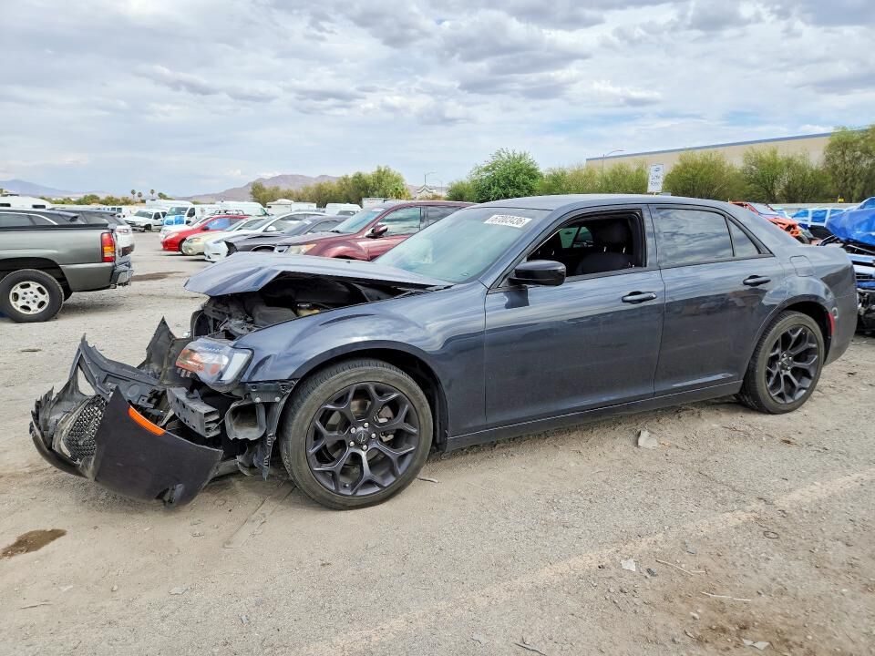 2019 CHRYSLER 300