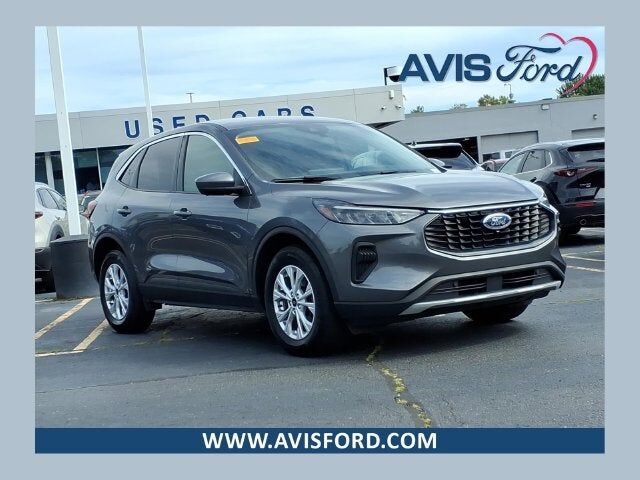 2023 FORD Escape