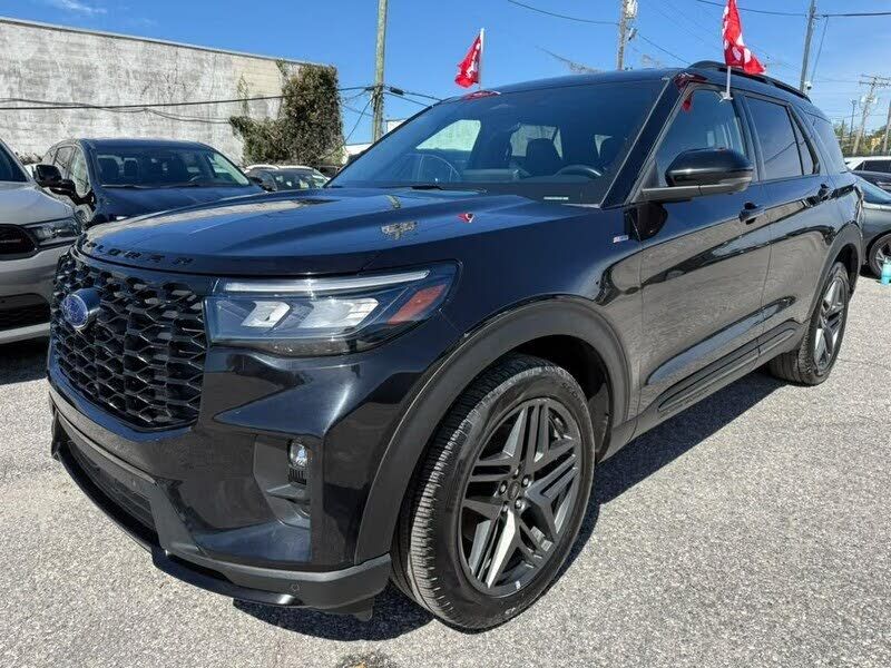 2025 FORD Explorer