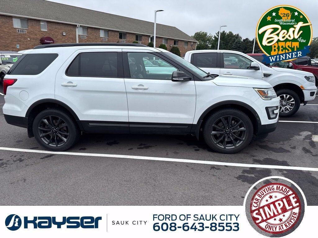 2017 FORD Explorer