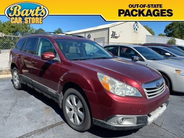 2011 SUBARU Outback