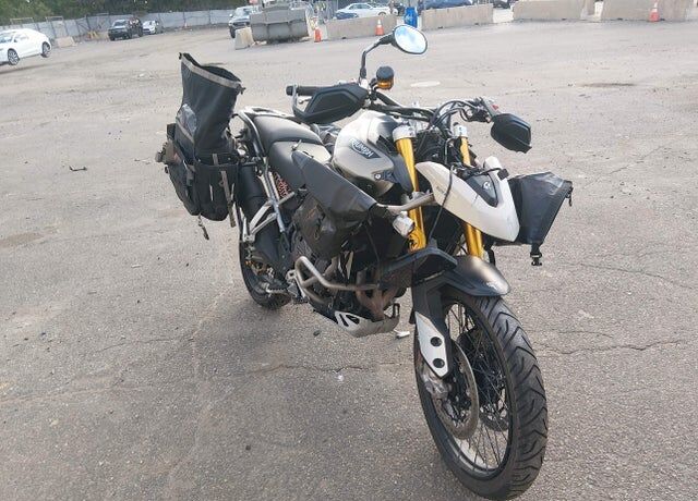 2023 TRIUMPH Tiger 900