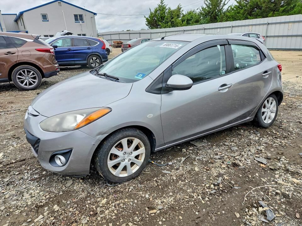2012 MAZDA Mazda2