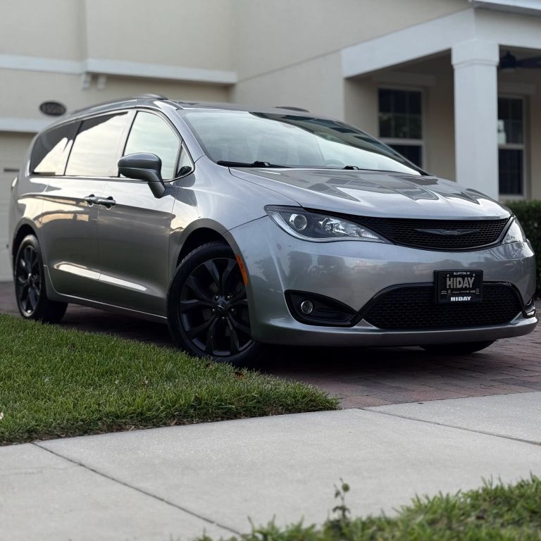 2019 CHRYSLER Pacifica