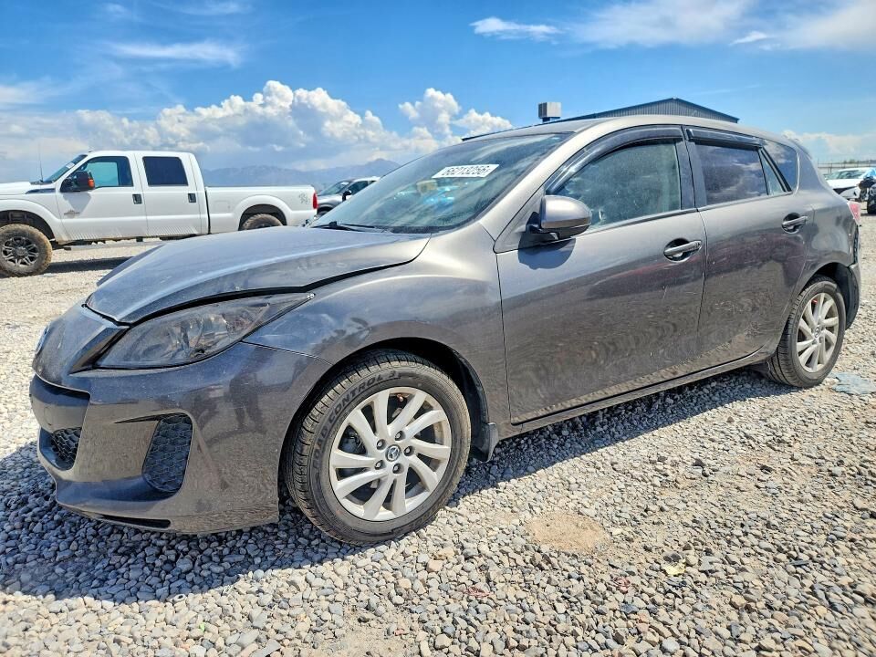 2013 MAZDA Mazda3