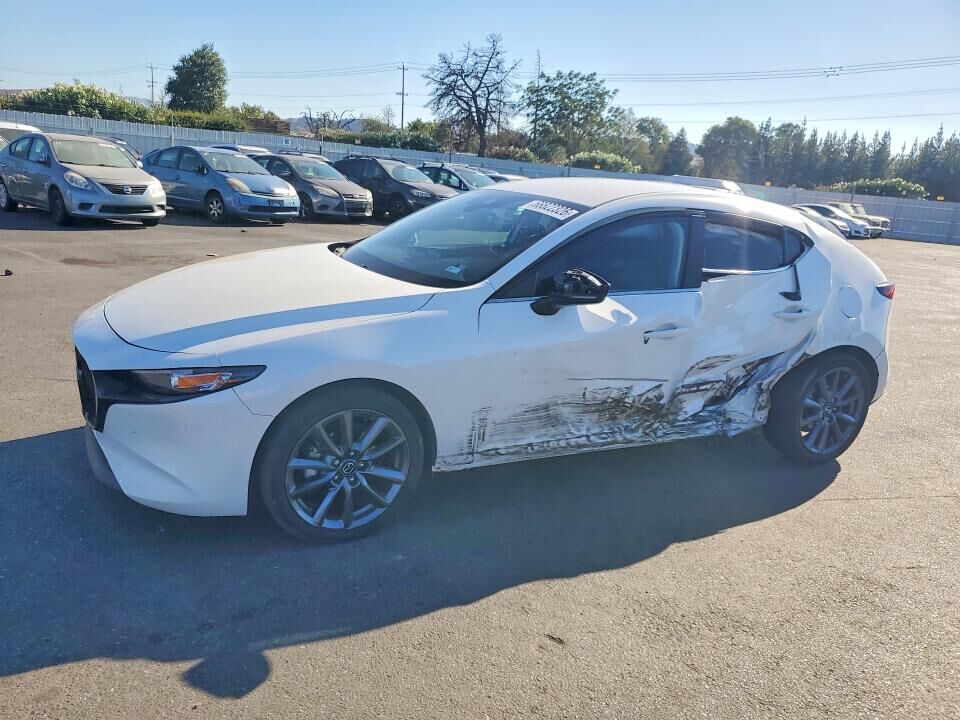 2023 MAZDA Mazda3