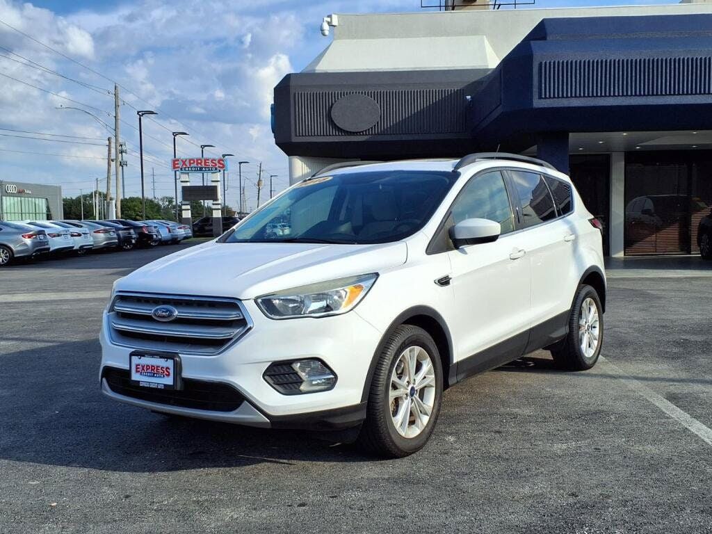 2018 FORD Escape