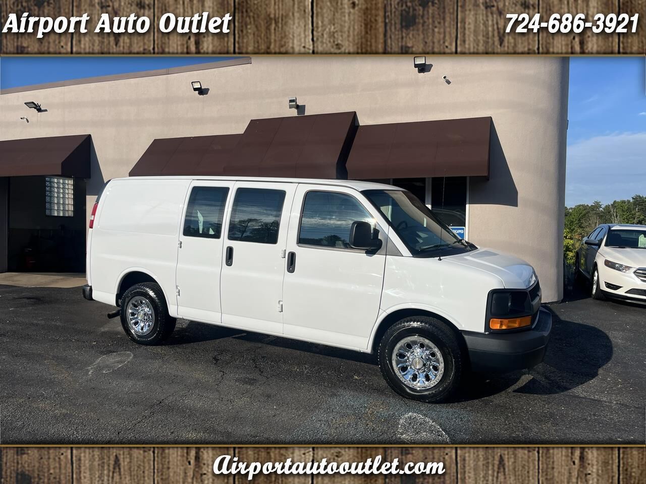 2011 CHEVROLET Express