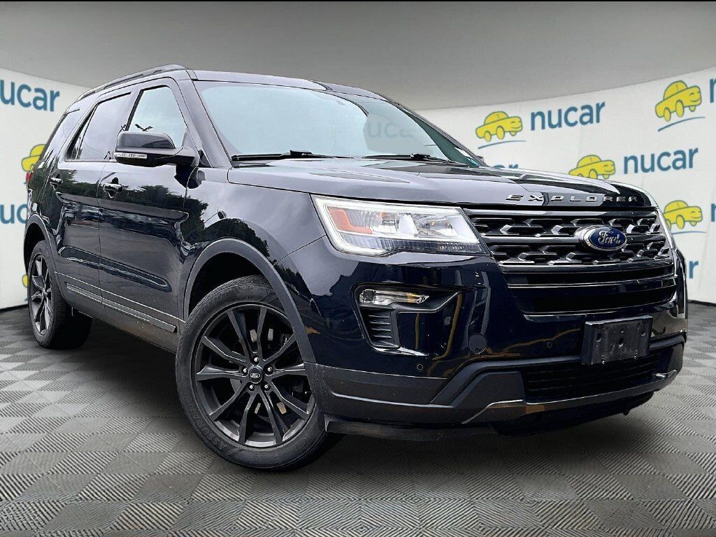 2018 FORD Explorer