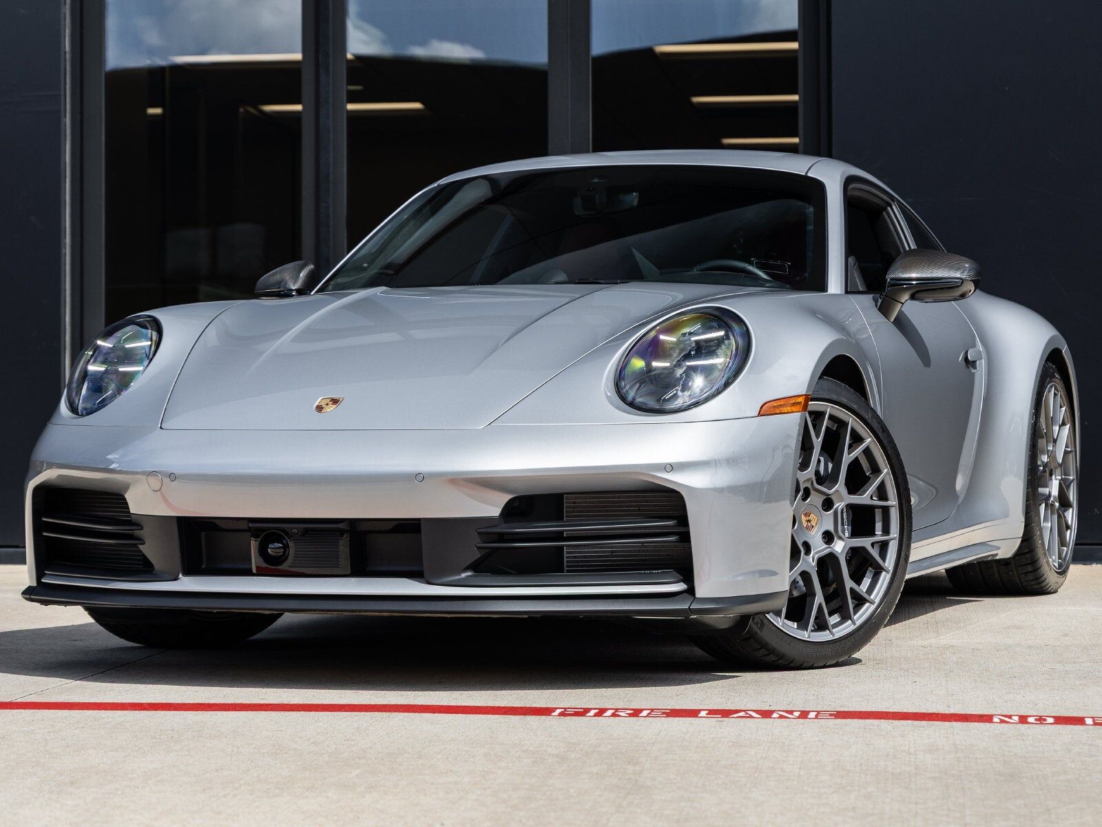 2025 PORSCHE 911