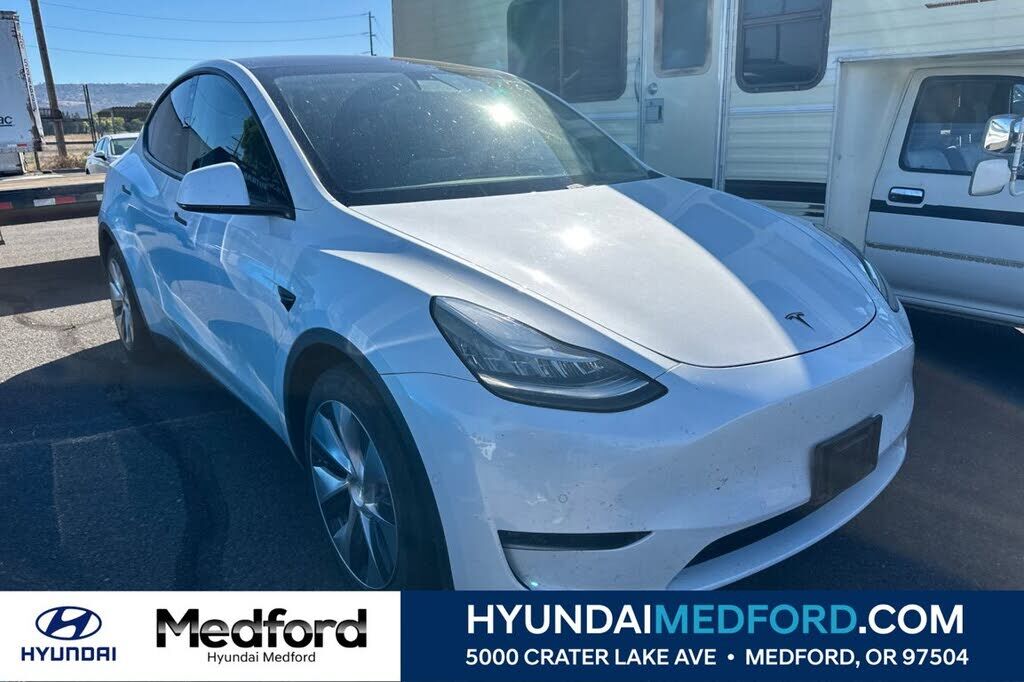 2020 TESLA Model Y