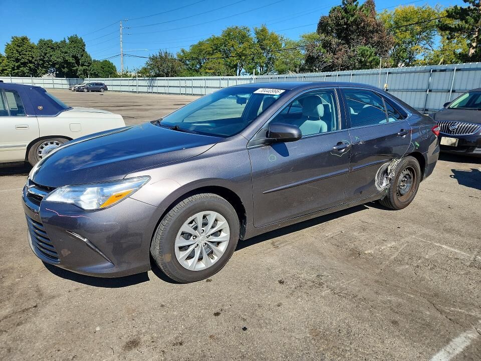 2017 TOYOTA Camry