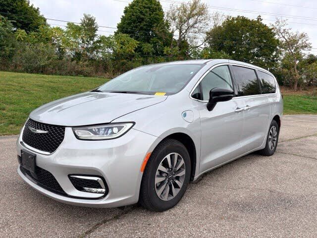 2024 CHRYSLER Pacifica