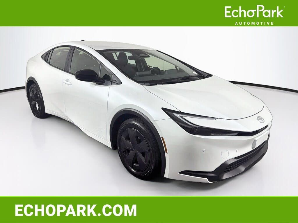 2026 TOYOTA PRIUS