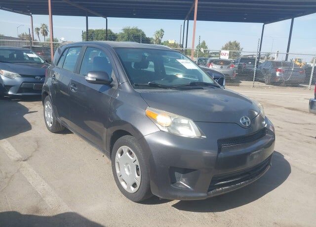 2010 TOYOTA SCION
