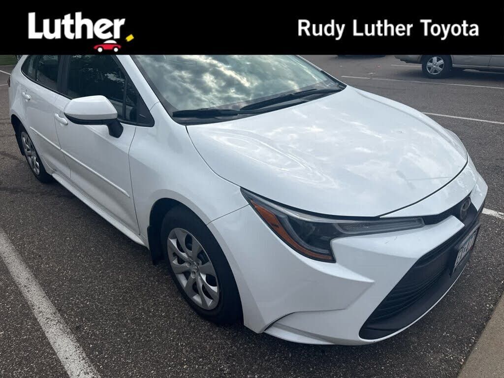 2024 TOYOTA Corolla