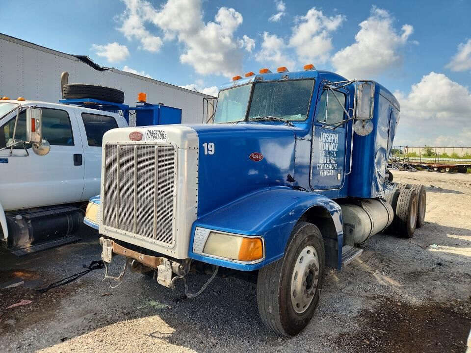 1995 PETERBILT 377