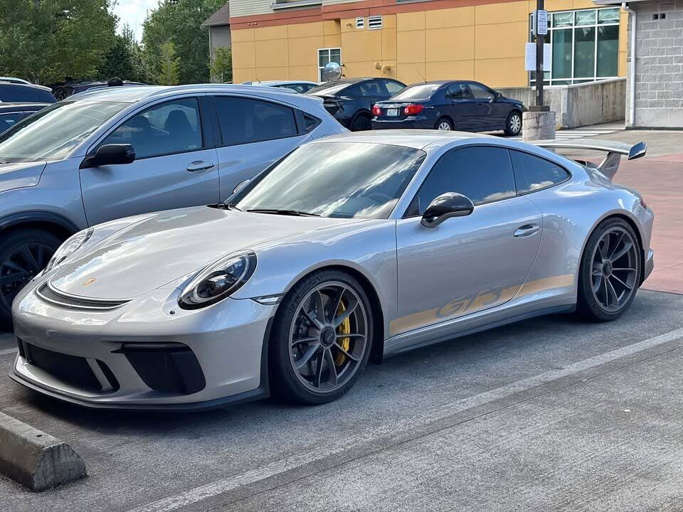2018 PORSCHE 911