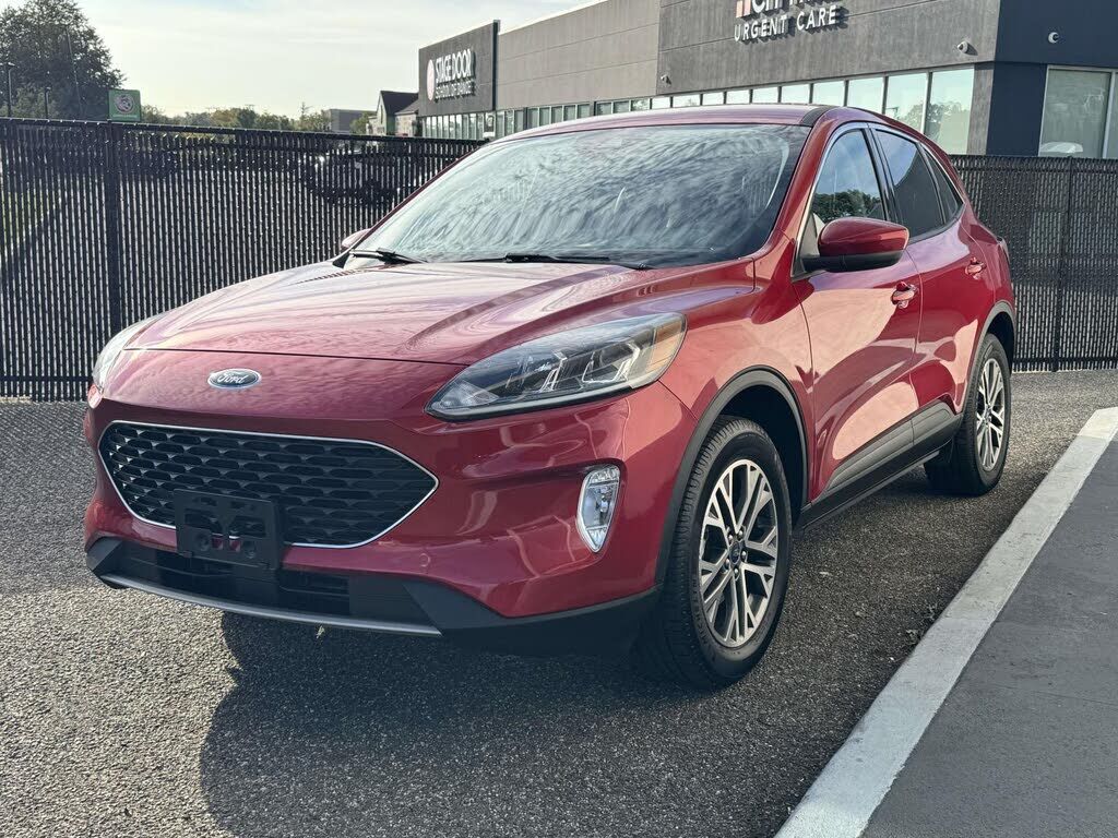 2022 FORD Escape