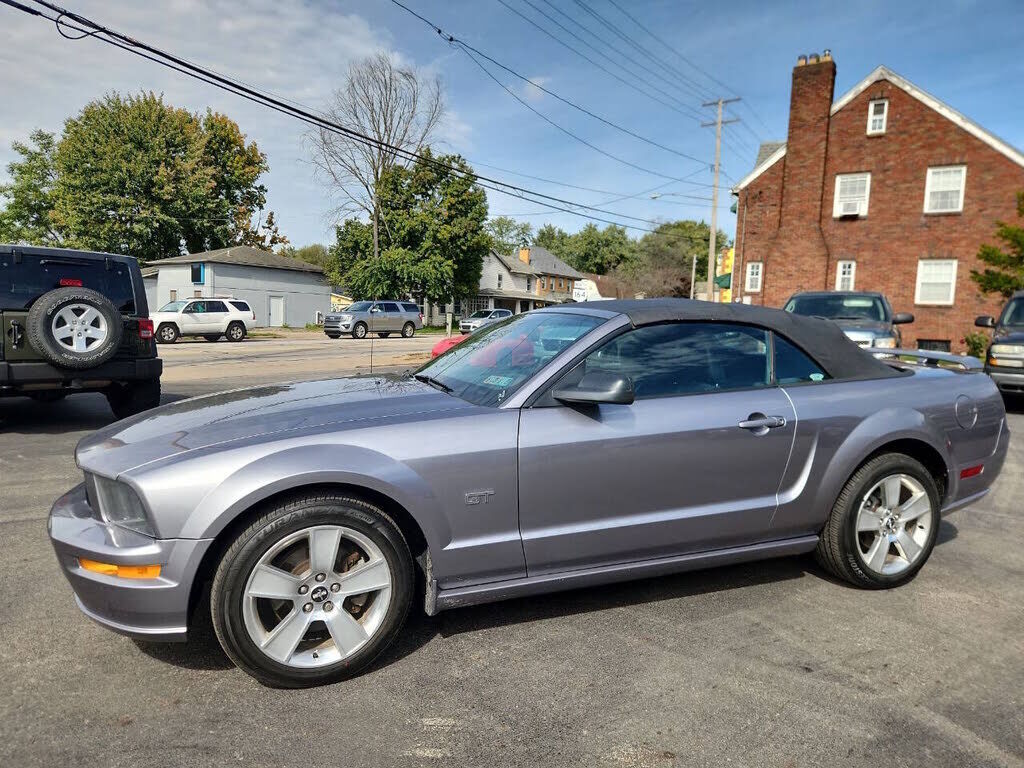 2006 FORD Mustang
