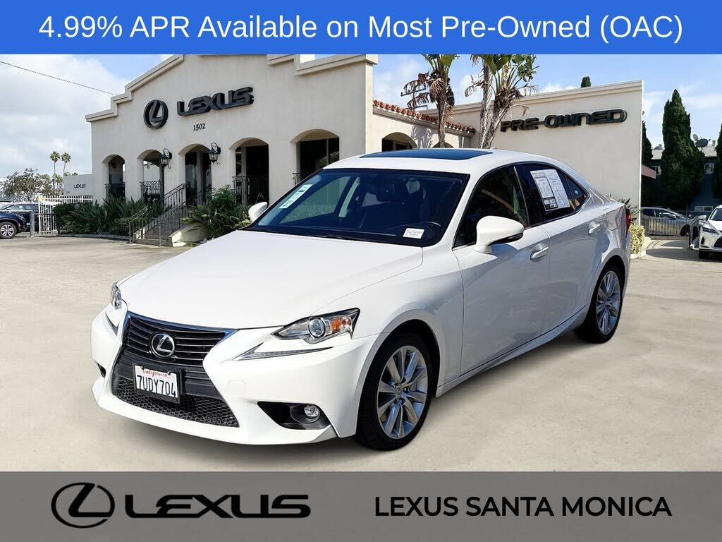 2016 LEXUS IS