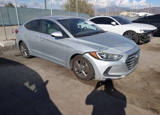 2017 HYUNDAI Elantra