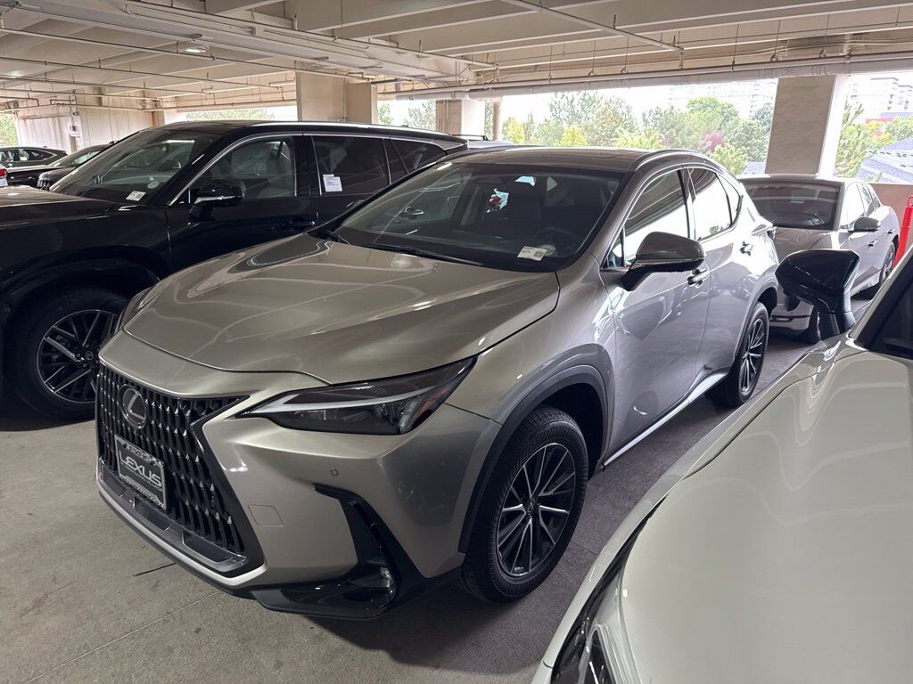 2025 LEXUS NX