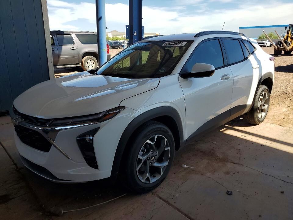 2026 CHEVROLET Trax