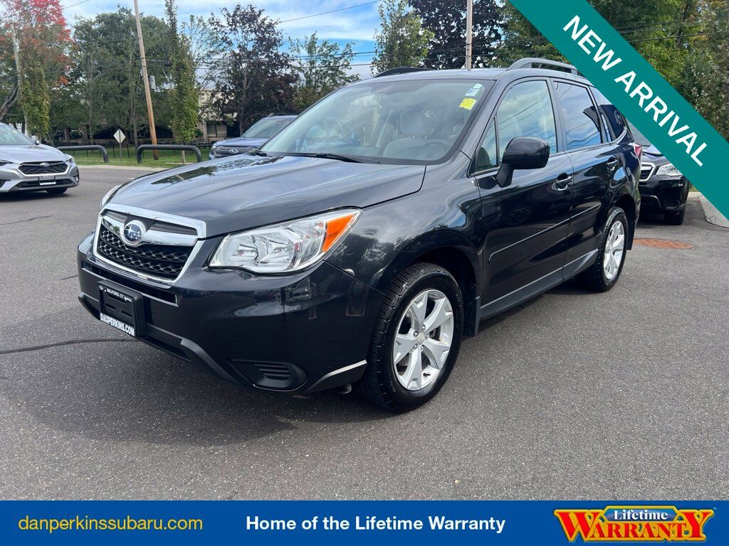 2015 SUBARU Forester