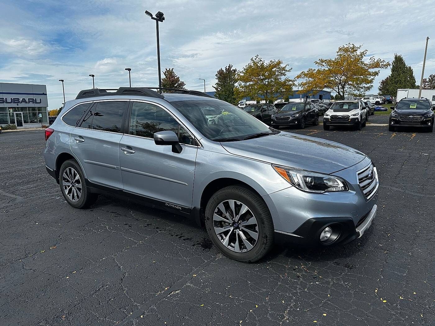 2017 SUBARU Outback