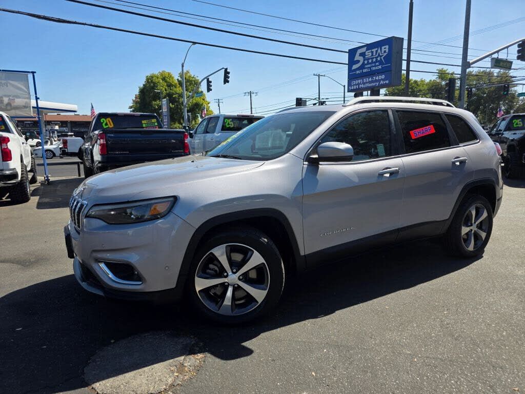 2019 JEEP Cherokee