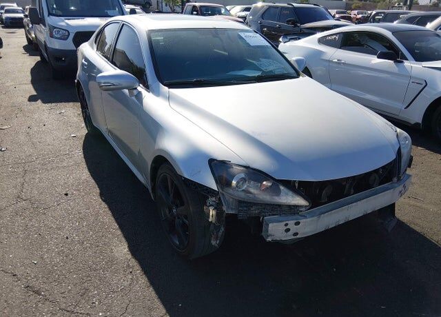 2009 LEXUS IS