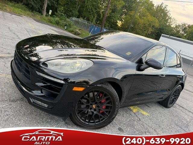 2017 PORSCHE Macan