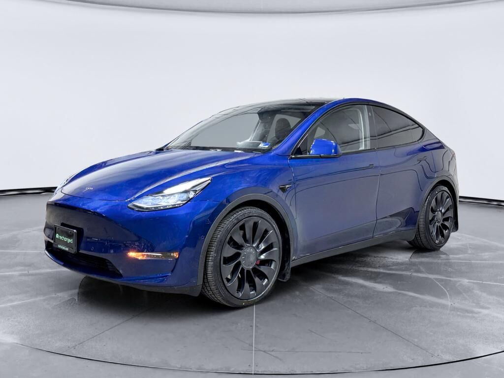 2022 TESLA Model Y