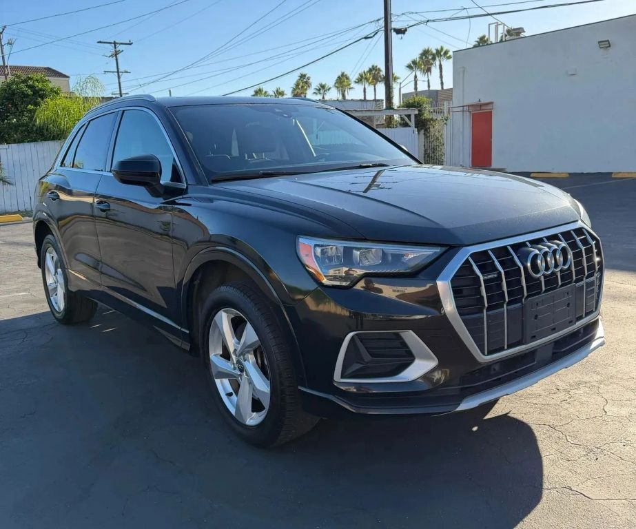 2019 AUDI Q3