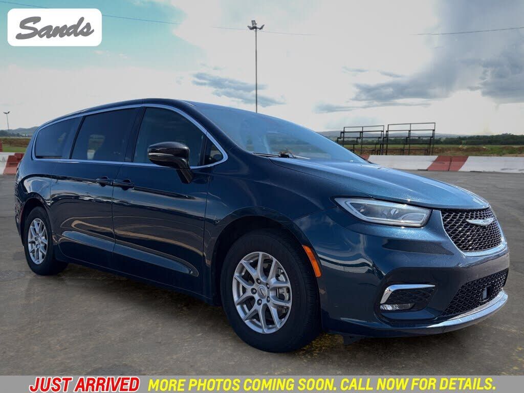 2025 CHRYSLER Pacifica