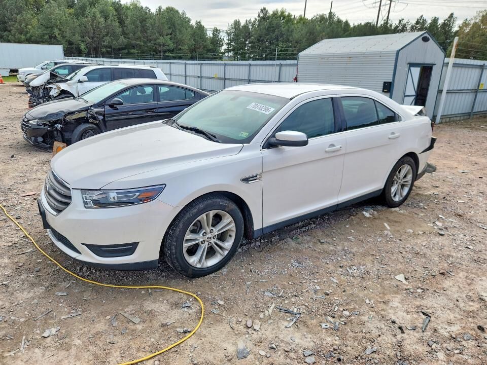 2017 FORD Taurus