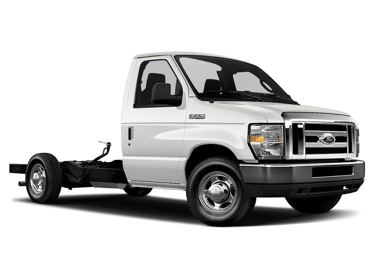 2013 FORD E-350