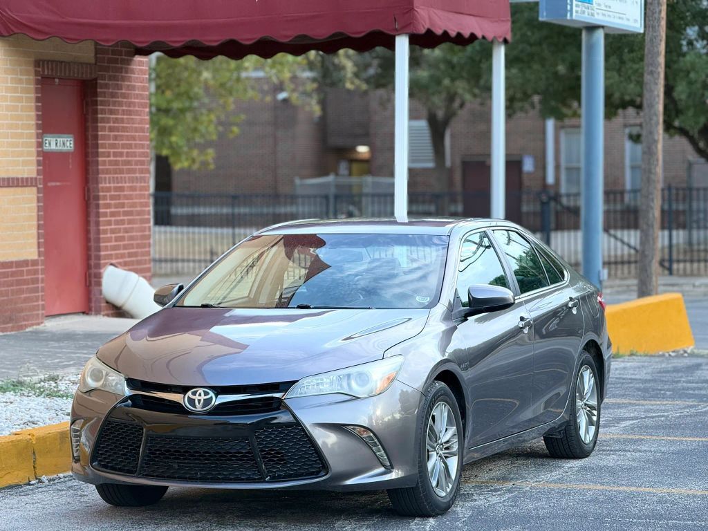 2017 TOYOTA Camry