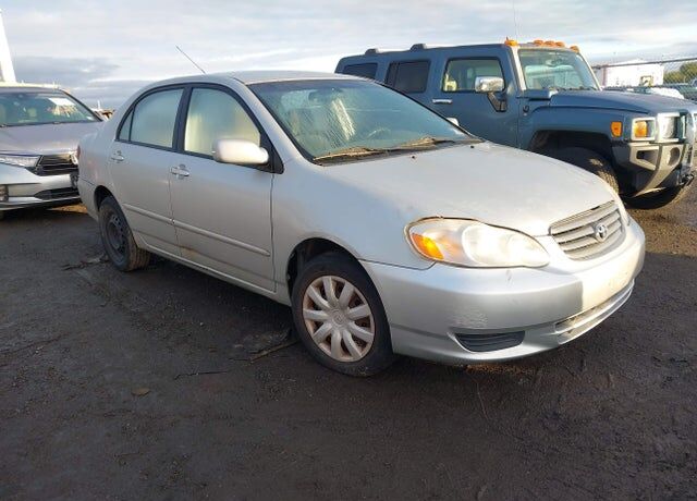 2004 TOYOTA Corolla