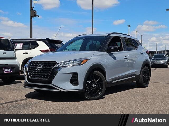 2023 NISSAN Kicks