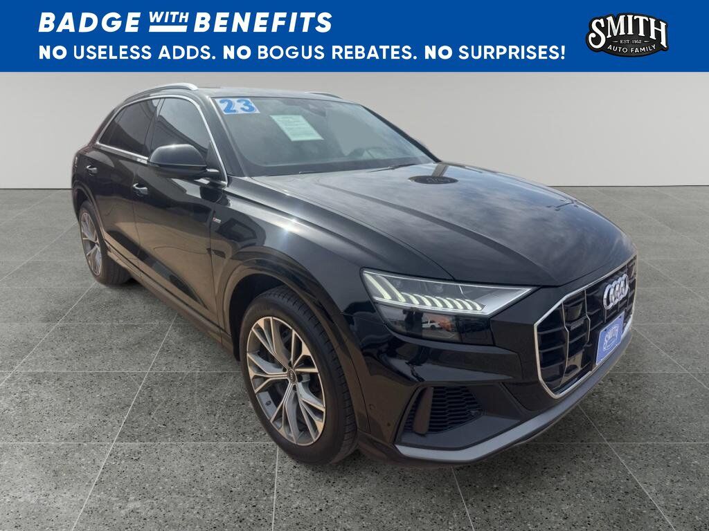 2023 AUDI Q8