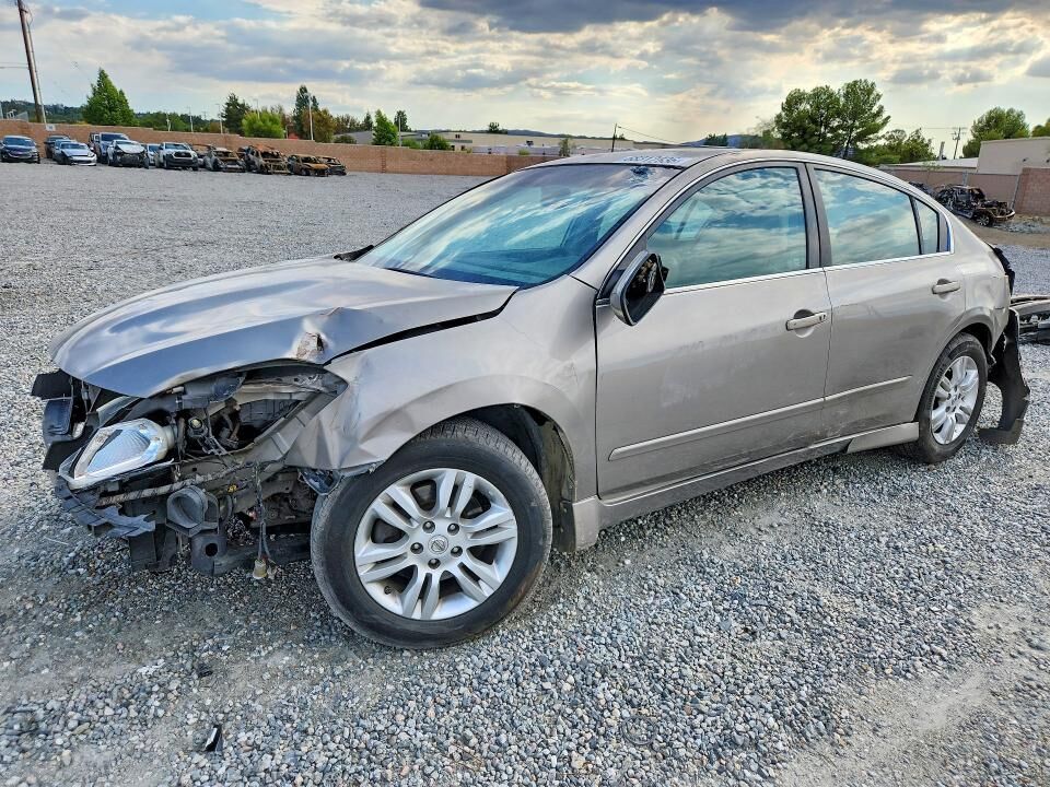 2011 NISSAN Altima