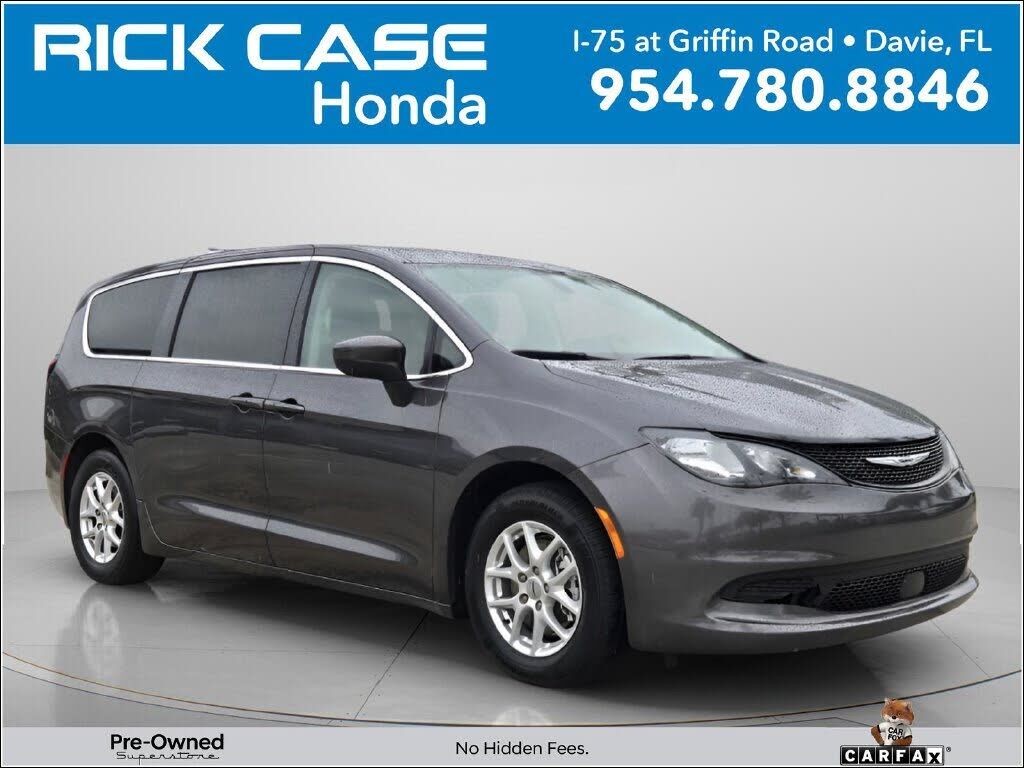 2022 CHRYSLER Pacifica