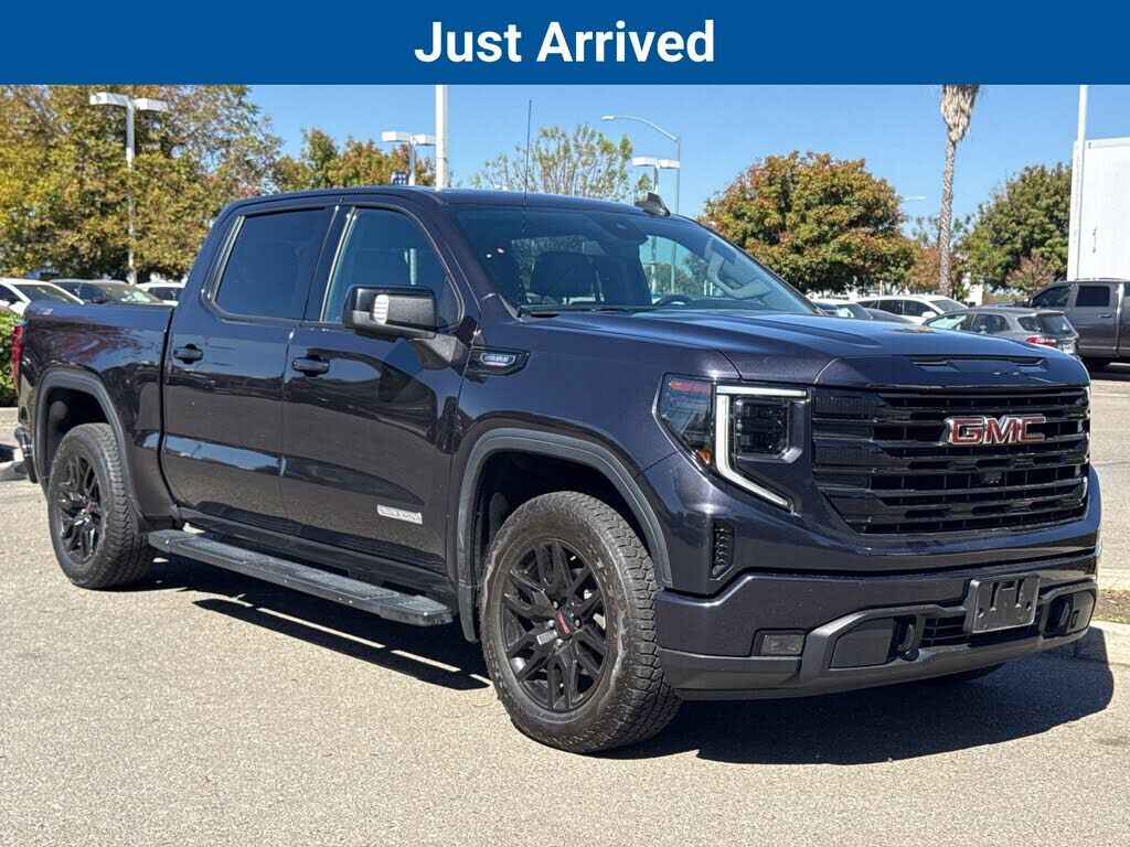2023 GMC Sierra