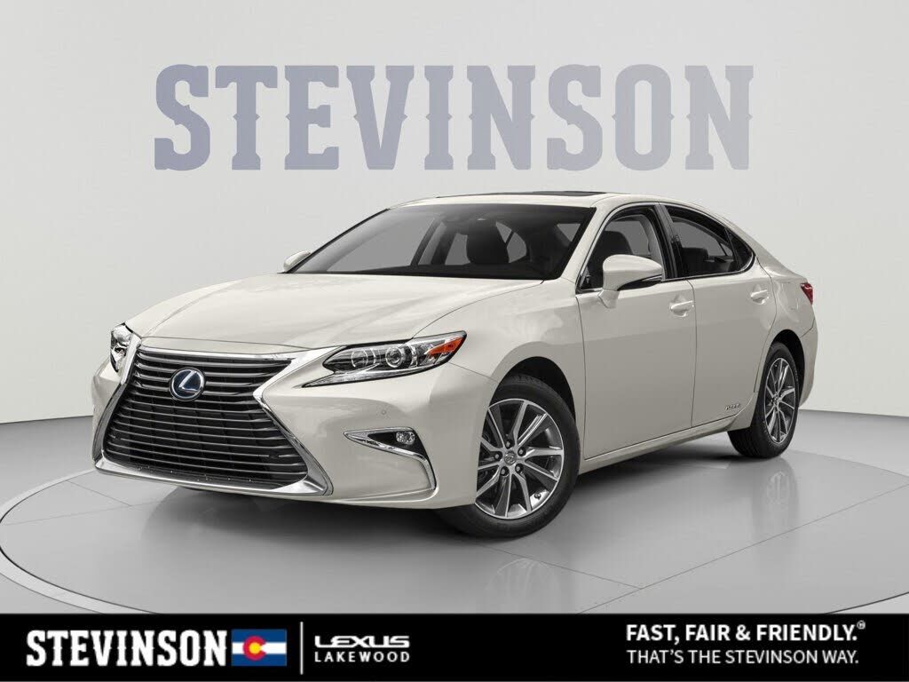 2018 LEXUS ES