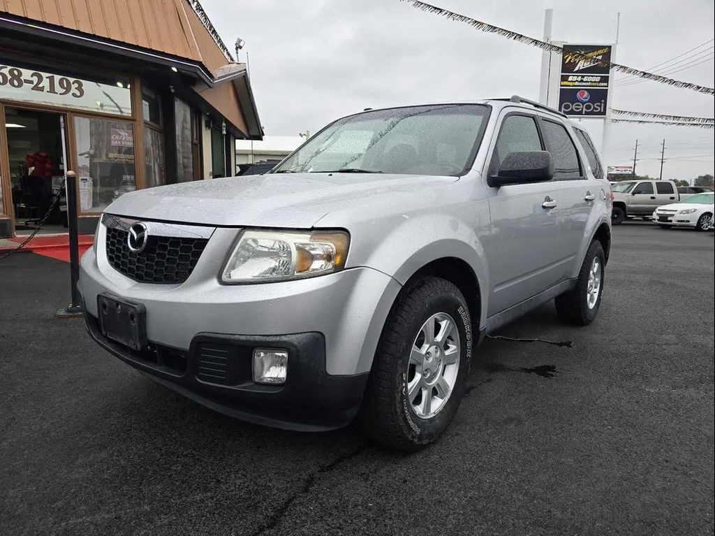 2011 MAZDA Tribute